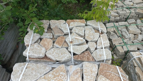 Гранитный плитняк галтованный для парковки купить в Краснозаводске