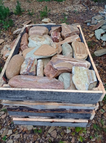 Златолит жёлтый, жёлто-зелёный глыбки и валуны для ланшафтного дизайна купить в Краснозаводске