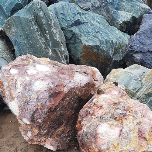 Ландшафтные глыбы красно-фиолетовые 200-1000 килограмм купить в Краснозаводске
