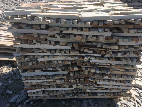 Горбушка златолит золотистый для облицовки купить в Краснозаводске