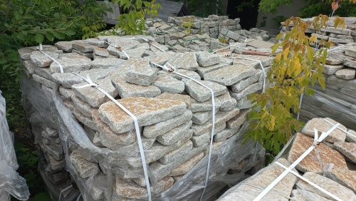 Гранитный плитняк галтованный для парковки купить в Краснозаводске