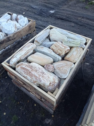 Златолит жёлтый, жёлто-зелёный глыбки и валуны для ланшафтного дизайна купить в Краснозаводске